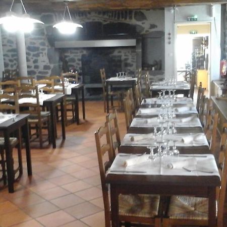 Auberge Les Fontilles Coltines ภายนอก รูปภาพ